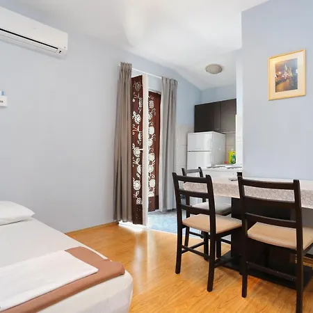 By The Sea Nemira, Omis - 17039 Apartman *